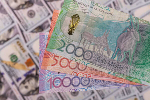 Почти на 5 тенге подорожал доллар в Казахстане
Почти на 5 тенге подорожал доллар в Казахстане