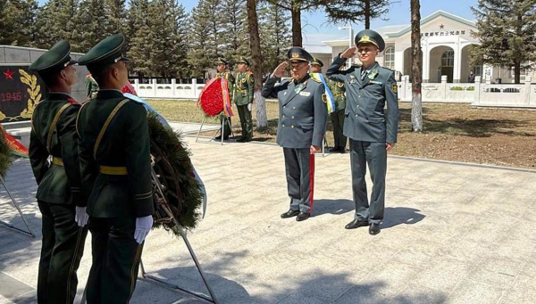 Қытайдың Чжанбэй ауданында қазақстандық жауынгерлердің рухына тағзым етілді Қытайдың Чжанбэй ауданында қазақстандық жауынгерлердің рухына тағзым етілді