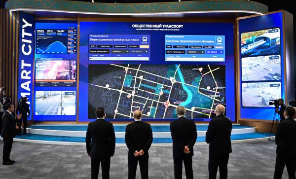 Alem GPT-тен Smart City-ге дейін: ЕАЭО елдері басшылары Астанада қандай технологияларды көрді