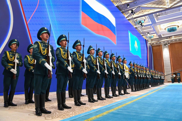 Тоқаев пен Путин Тәуелсіздік сарайында келіссөз жүргізді