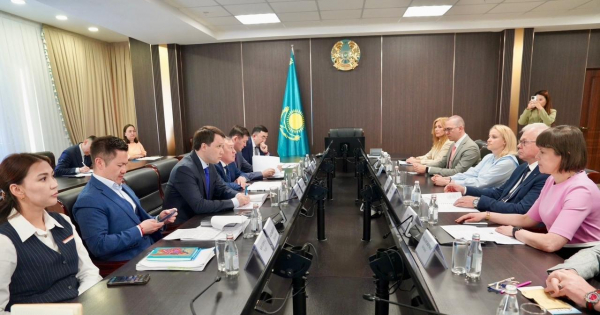 Қазақстан Еуропаға экспорттың жаңа бағыттарын ашып жатыр Қазақстан Еуропаға экспорттың жаңа бағыттарын ашып жатыр
