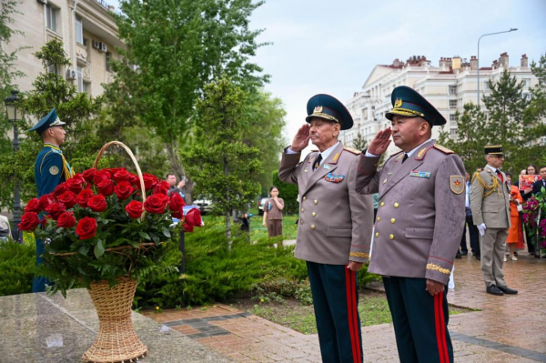 Франция қазақстандық партизандардың ұрпақтарын медальмен марапаттады Франция қазақстандық партизандардың ұрпақтарын медальмен марапаттады