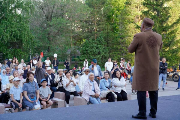 «Закон и порядок»: акцию по повышению религиозной грамотности жителей провели в Астане
«Закон и порядок»: акцию по повышению религиозной грамотности жителей провели в Астане