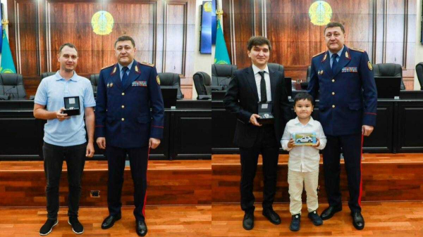 Мужчин, предотвративших нападение на девочку, наградили в Астане
Мужчин, предотвративших нападение на девочку, наградили в Астане
