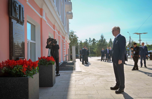 Тоқаевтың Омбыдағы алғашқы қадамының мәні ерекше болды Тоқаевтың Омбыдағы алғашқы қадамының мәні ерекше болды