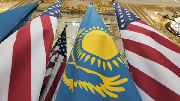 Тоқаев Трампты АҚШ-тың басты ұлттық мерекесімен құттықтады
