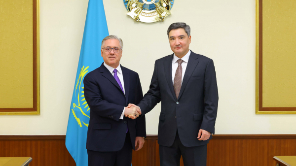 Бектенов Дүниежүзілік банк, Shell және Chevron басшыларымен келіссөздер өткізді