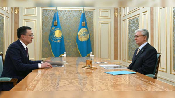 Токаев принял зампреда Қазақстан Халық Кеңесі
Токаев принял зампреда Қазақстан Халық Кеңесі