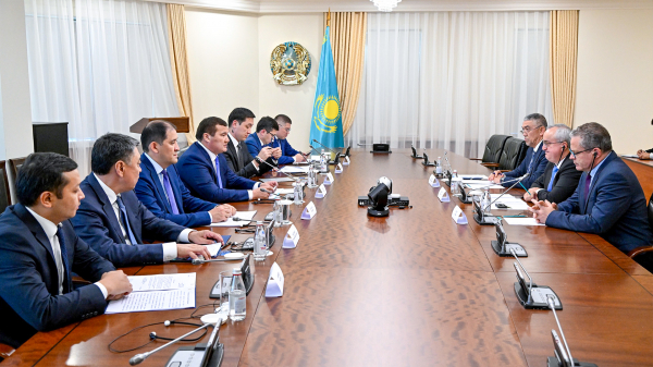 Қазақстан әлемдік өнеркәсіп көшбасшыларымен серіктестікті күшейтіп жатыр Қазақстан әлемдік өнеркәсіп көшбасшыларымен серіктестікті күшейтіп жатыр