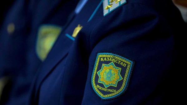 Двух налоговиков наказали за нарушения прав бизнеса в Шымкенте
Двух налоговиков наказали за нарушения прав бизнеса в Шымкенте
