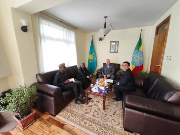 Қазақстан мен Гана жаңа келісімдер мен консулдық байланыстарды талқылады