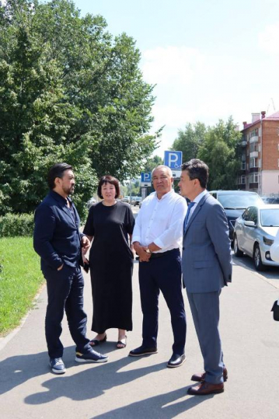 Қазанда Абай өлеңдері қазақ және татар тілдерінде оқылды