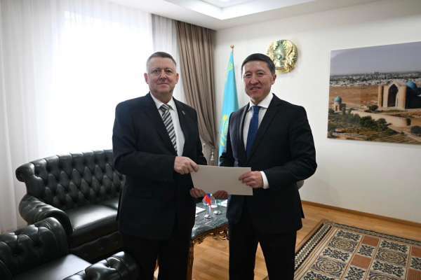 Словенияның жаңа елшісі Қазақстандағы миссиясын бастады Словенияның жаңа елшісі Қазақстандағы миссиясын бастады