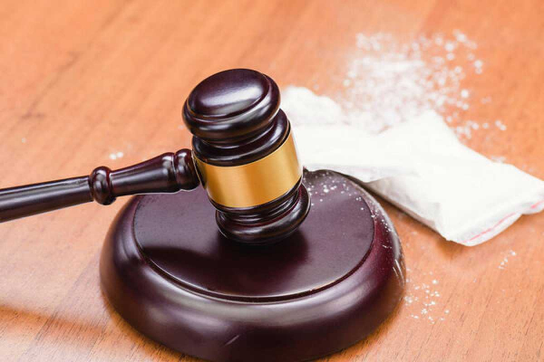 До 17 лет тюрьмы: шестерых участников наркогруппы осудили в Астане
До 17 лет тюрьмы: шестерых участников наркогруппы осудили в Астане