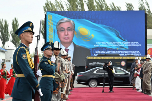 Тоқаев ШЫҰ саммитіне қатысу үшін Бішкекке барды Тоқаев ШЫҰ саммитіне қатысу үшін Бішкекке барды