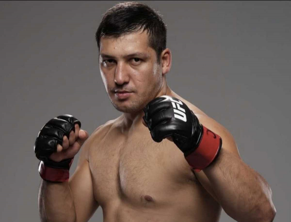 Казахстанский военнослужащий одержал победу на турнире UFC в Лас-Вегасе
Казахстанский военнослужащий одержал победу на турнире UFC в Лас-Вегасе