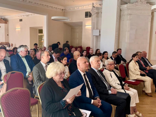 Вильнюстегі Абай: қазақ классикасы түркі диалогының бір бөлігіне қалай айналды