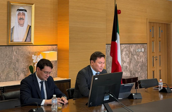 Kuwait Oil Company-дегі қазақстандықтар: елші өндіріс орнына барды Kuwait Oil Company-дегі қазақстандықтар: елші өндіріс орнына барды