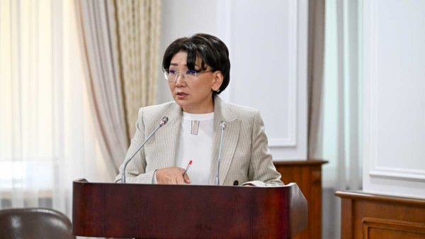 Глава Отбасы банка высказалась о скандале с очередью на жильё
Глава Отбасы банка высказалась о скандале с очередью на жильё