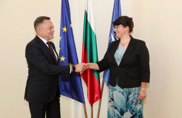 Қазақстан мен Болгария Қара теңіздегі кеме қатынасы қауіпсіздігін талқылады Қазақстан мен Болгария Қара теңіздегі кеме қатынасы қауіпсіздігін талқылады